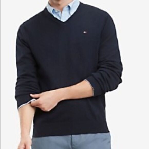 ⭐️Host Pick ⭐️Tommy Hilfiger V Neck Pima Cotton Cashmere sweater XL - Picture 1 of 9